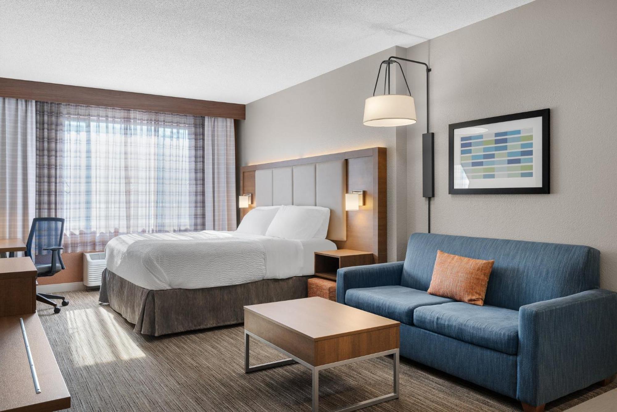 Holiday Inn Express Hotel & Suites Coralville By Ihg Exterior foto